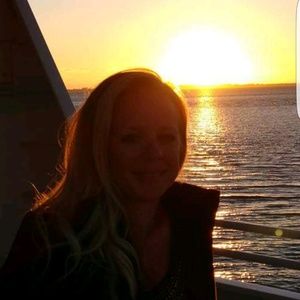 Meet your Posher, Anne